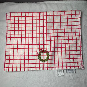 Threshold Christmas Hand Towel Red Check Wreath Holiday Decor
